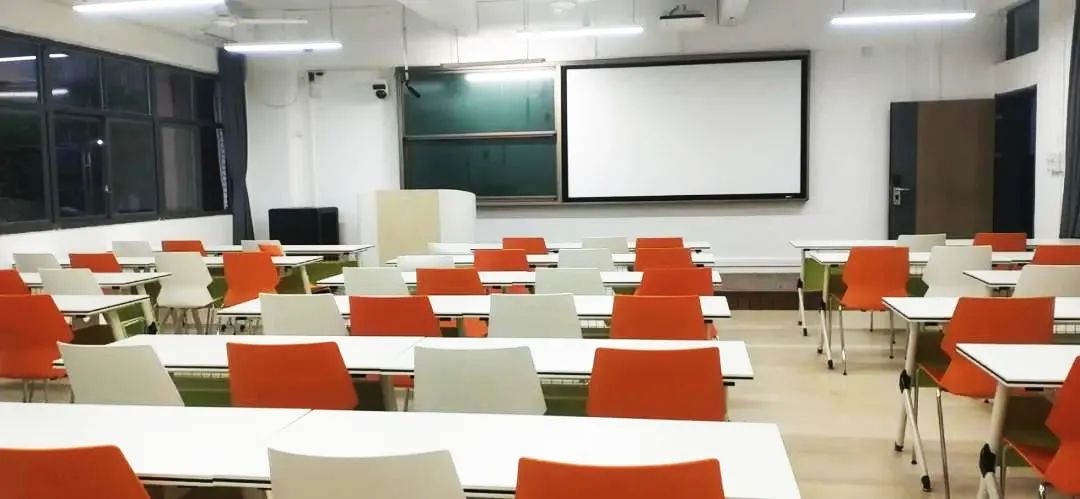 時(shí)彙智慧課室-助力廣東(dōng)海(hǎi)洋大(dà)學陽江校(xiào)區(qū)首期項目交付 時(shí)彙智慧課室-助力廣東(dōng)海(hǎi)洋大(dà)學陽江校(xiào)區(qū)首期項目交付