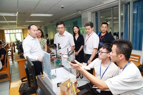 時(shí)彙信息助力2019廣東(dōng)省大(dà)學生(shēng)計(jì)算(suàn)機(jī)設計(jì)大(dà)賽成功舉辦 時(shí)彙信息助力2019廣東(dōng)省大(dà)學生(shēng)計(jì)算(suàn)機(jī)設計(jì)大(dà)賽成功舉辦