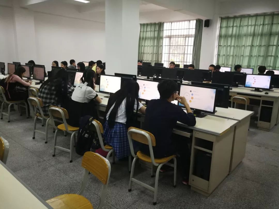 蜜蜂實訓平台案例集——廣東(dōng)省外(wài)語藝術(shù)職業(yè)學院