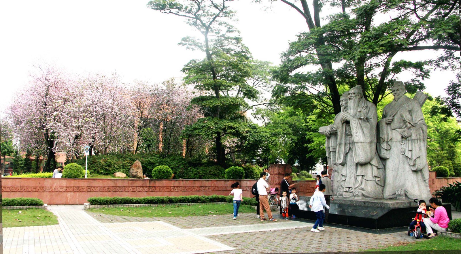 華南(nán)師(shī)範大(dà)學網絡設備采購(gòu)項目