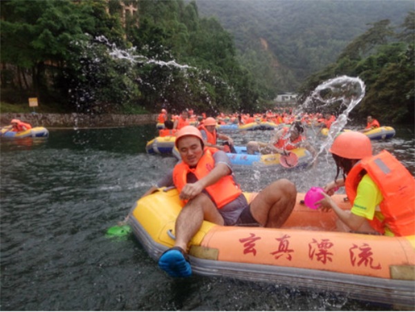 時(shí)彙信息首次戶外(wài)拓展活動完滿完成 時(shí)彙信息首次戶外(wài)拓展活動完滿完成