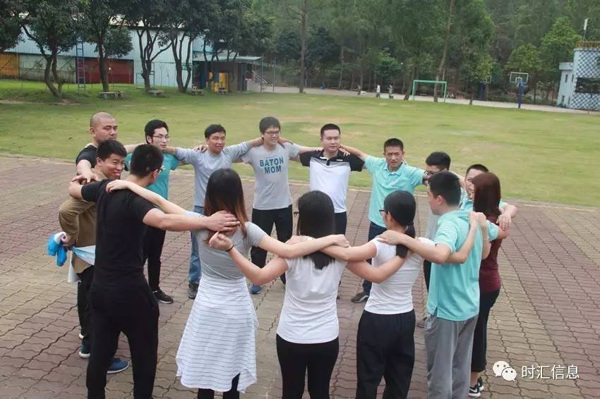 奏響時(shí)彙的(de)青春樂(yuè)章(zhāng) 奏響時(shí)彙的(de)青春樂(yuè)章(zhāng)