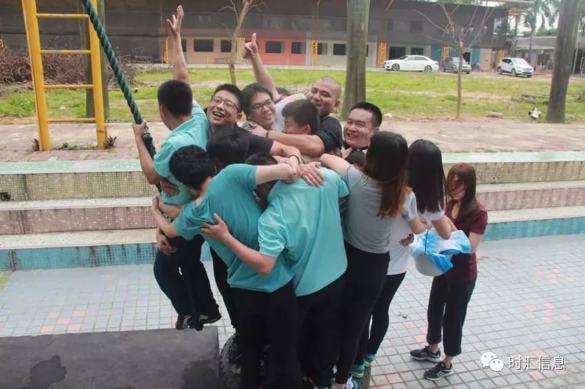 奏響時(shí)彙的(de)青春樂(yuè)章(zhāng) 奏響時(shí)彙的(de)青春樂(yuè)章(zhāng)