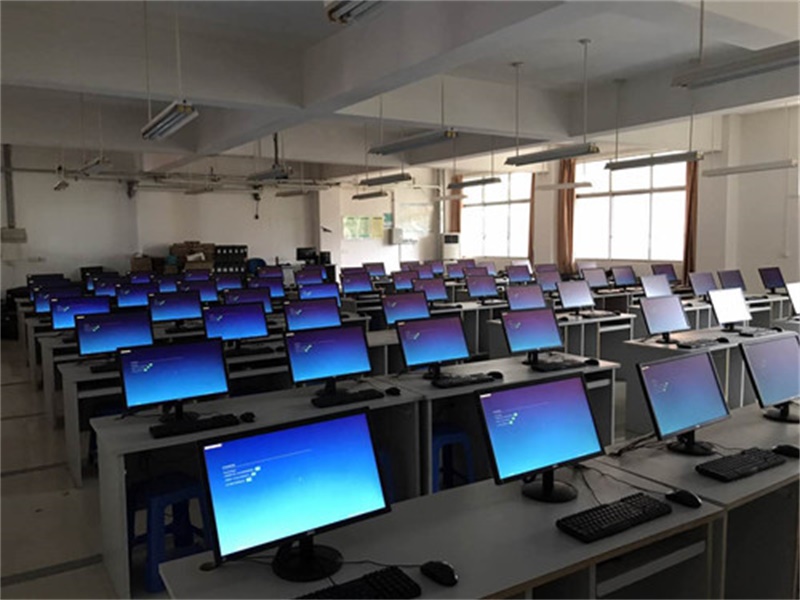 清遠(yuǎn)職業(yè)技(jì)術(shù)學院基于雲計(jì)算(suàn)的(de)公共機(jī)房(fáng)采購(gòu)項目