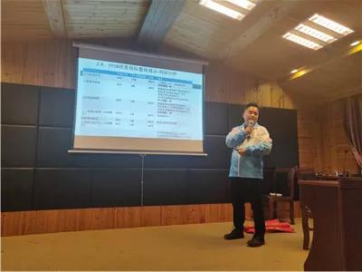 屬于我們style的(de)年(nián)會(huì) 屬于我們style的(de)年(nián)會(huì)