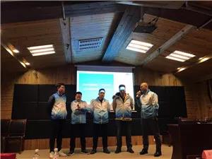 屬于我們style的(de)年(nián)會(huì) 屬于我們style的(de)年(nián)會(huì)