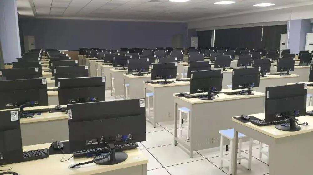 廣東(dōng)時(shí)彙助力東(dōng)莞職業(yè)技(jì)術(shù)學院公共實訓室桌面雲建設