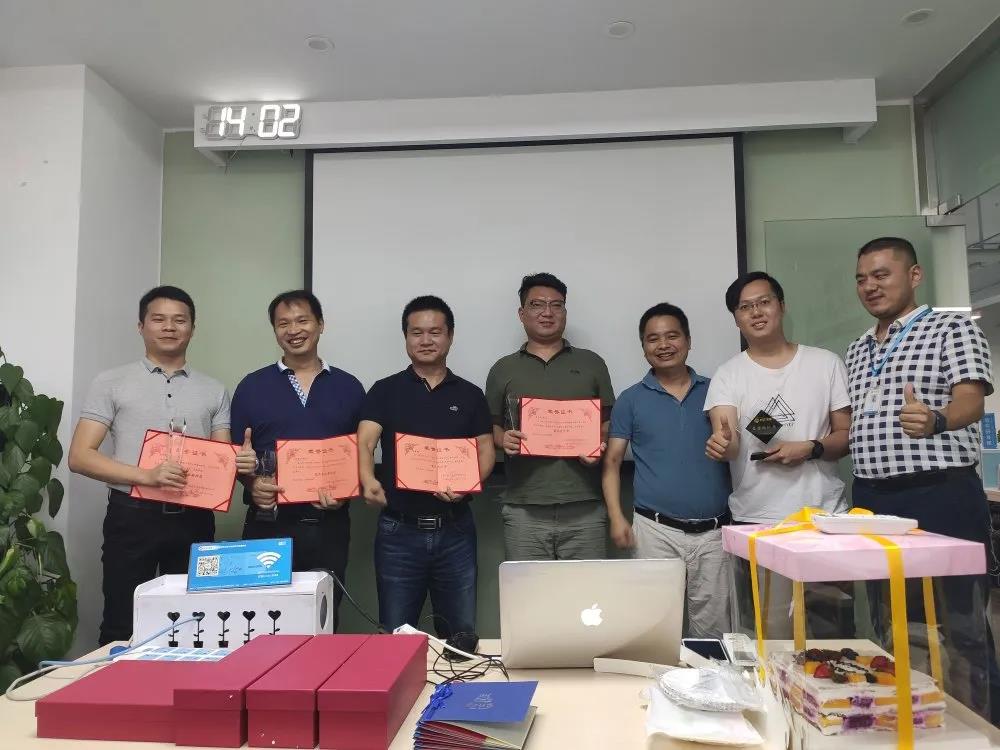 深圳市獵空科技有限公司2020第二季度員(yuán)工(gōng)大(dà)會(huì)暨拓展活動順利舉行(xíng)