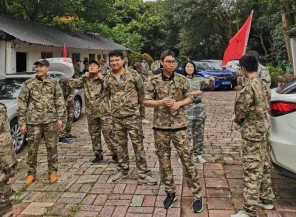 深圳市獵空科技有限公司2020第二季度員(yuán)工(gōng)大(dà)會(huì)暨拓展活動順利舉行(xíng)