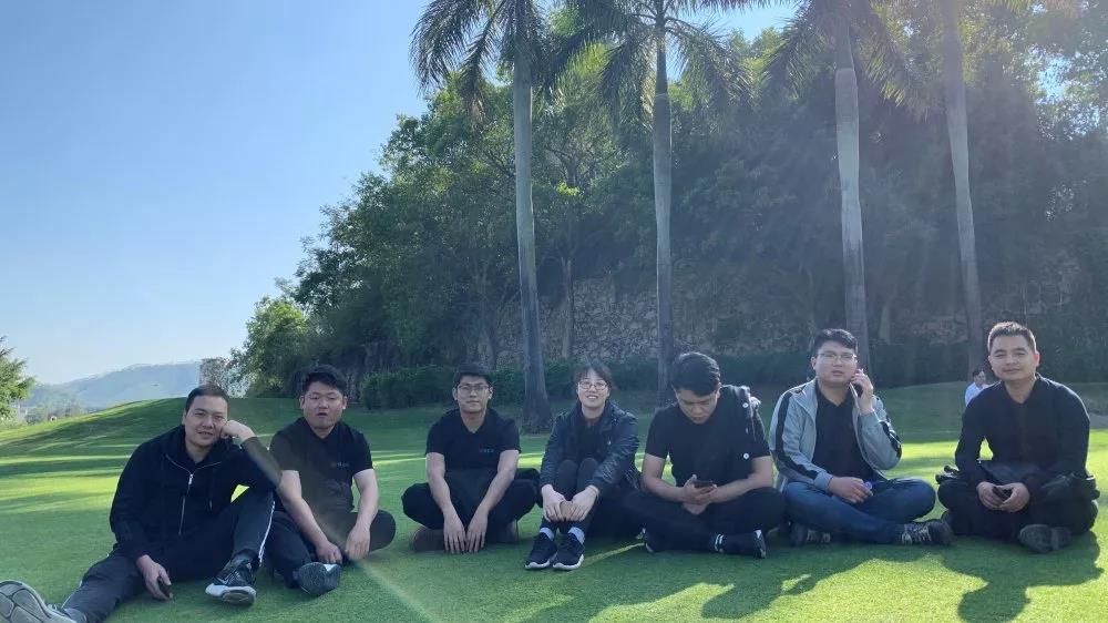 夢想聚團隊，團隊鑄夢想，激情快(kuài)樂(yuè)人(rén)——時(shí)彙信息2019年(nián)度總結會(huì)議(yì)順利舉行(xíng)