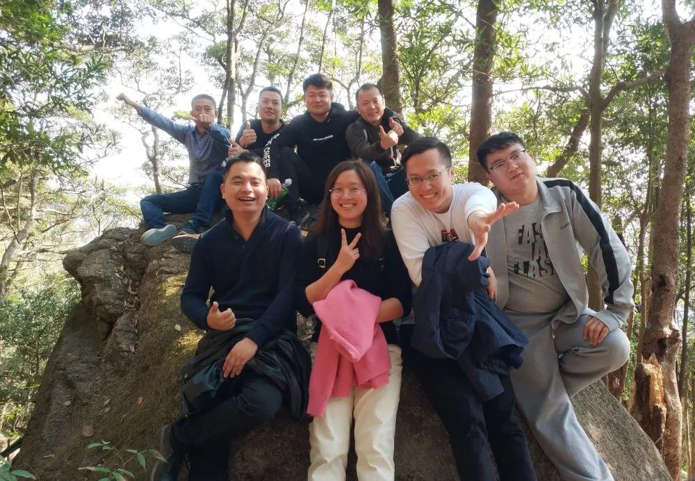 夢想聚團隊，團隊鑄夢想，激情快(kuài)樂(yuè)人(rén)——時(shí)彙信息2019年(nián)度總結會(huì)議(yì)順利舉行(xíng)